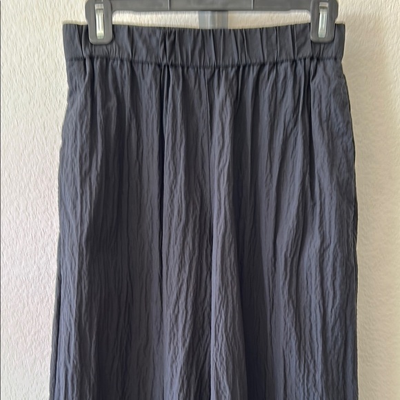 COS Crinkled Wide Leg Trousers size 4 - Picture 3 of 7